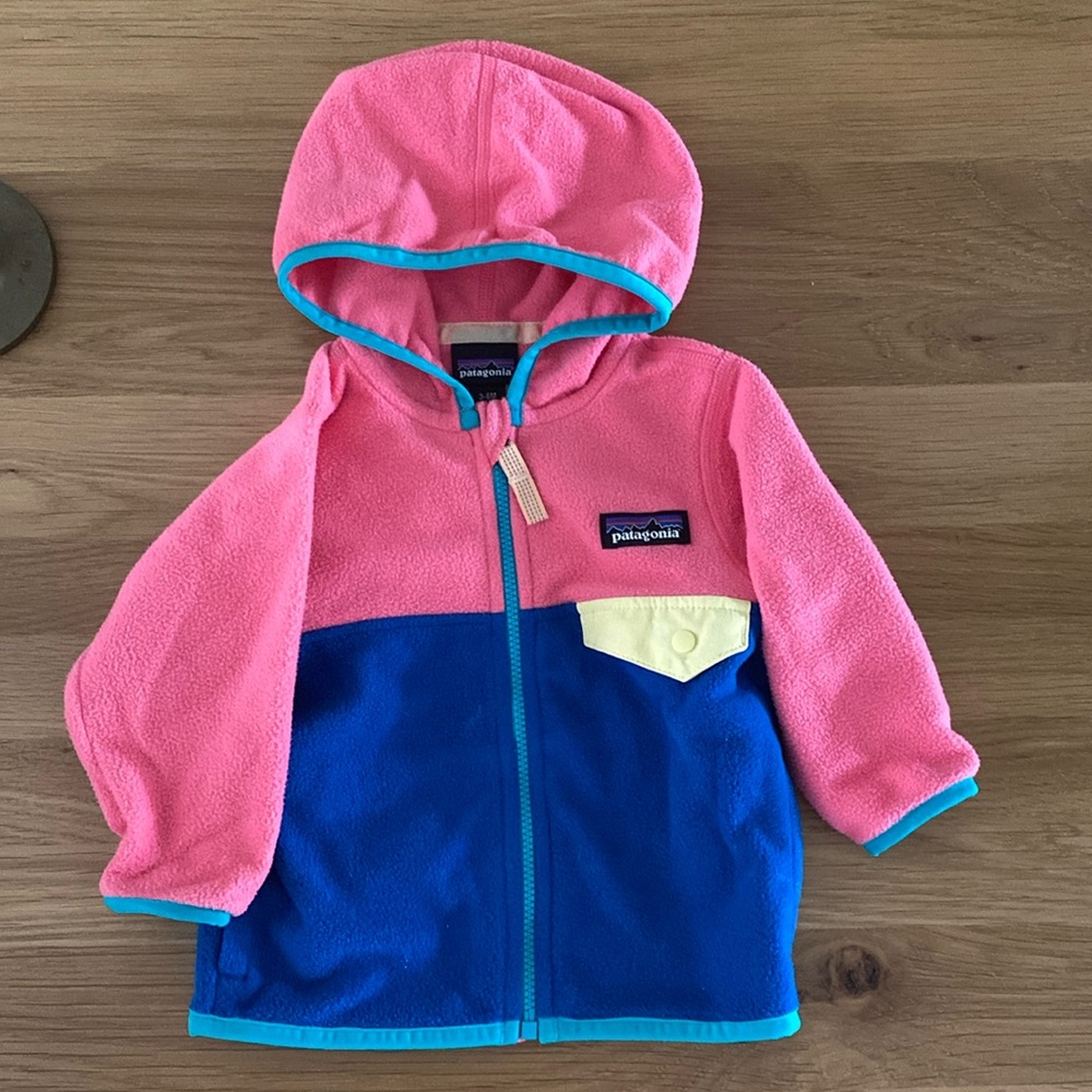 3-6 mn baby Patagonia fleece jacket